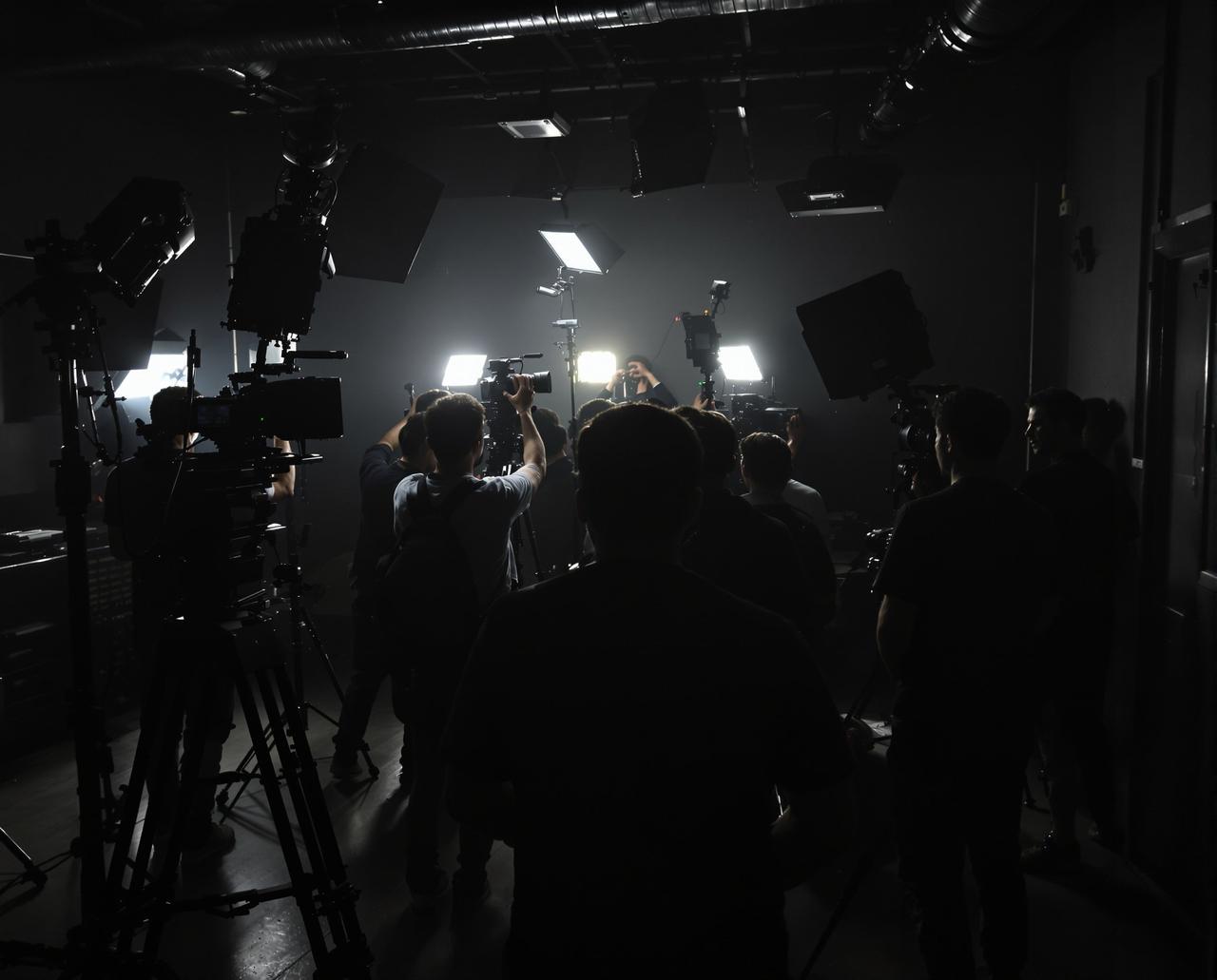 日韩午夜福利制作现场