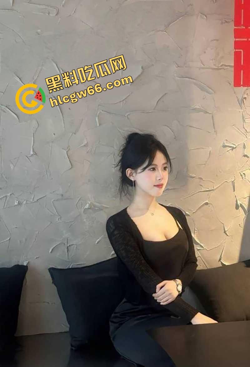 丽水骚货【俞佳林】白虎嫩逼内射疯传，口交舔到腿发软，粉嫩小穴夹鸡巴夹到爆浆！-1