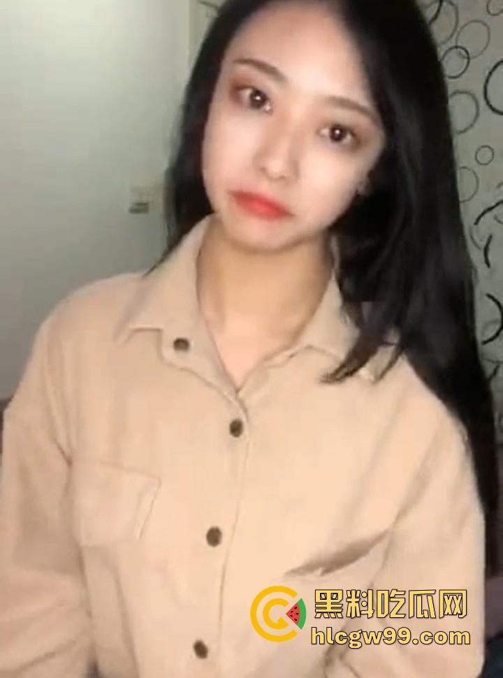 抖音热榜写字女神【十里桃花】定制视频曝光，隐退前的最后绝唱，清纯甜美娇羞大乳，很有撸点！-5